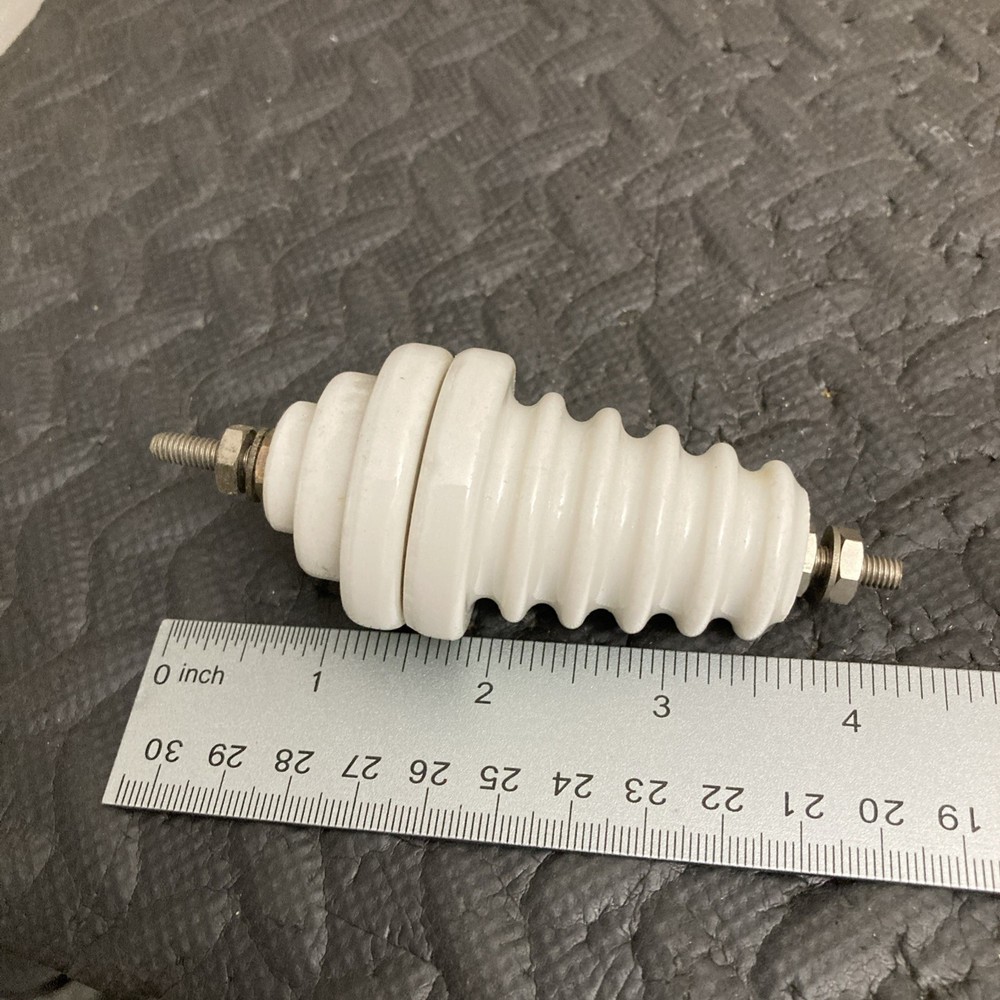 4.25” Insulated Ceramic Feedthru