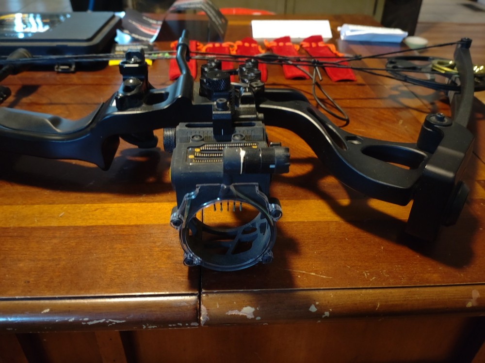 SAS Outrage 70lb Compound Bow Package Trophy Ridge Sight Whisker Biscuit D-Loop