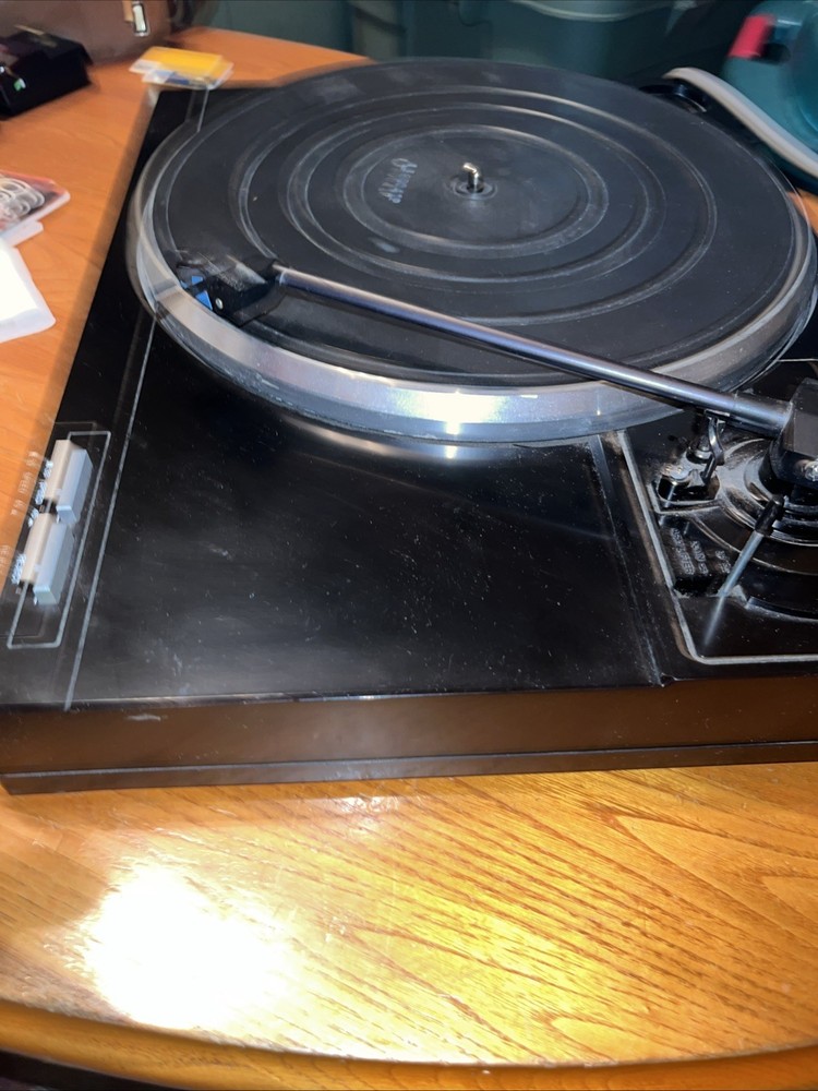 Sanyo TP 266 Semi-Automatic Turntable Record Player Untested, Or For Parts