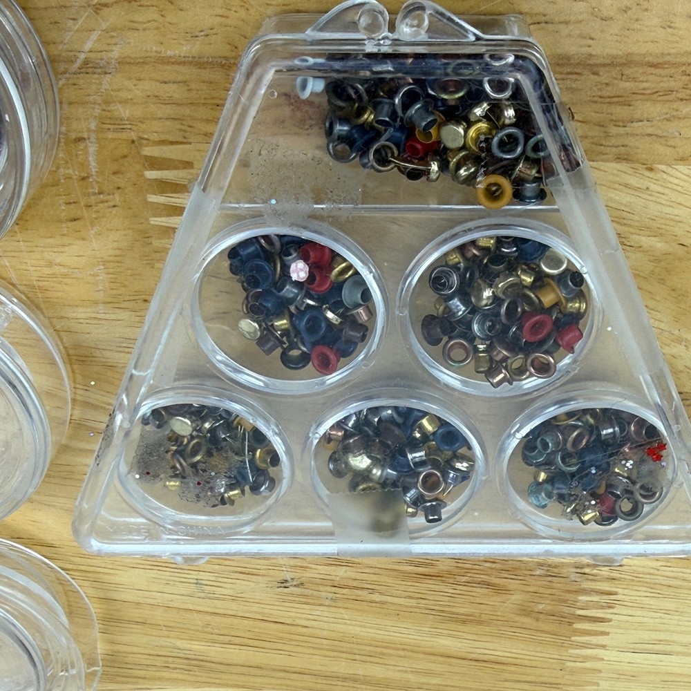 Making Memories Scrapbooking Eyelet Lot Stackable Storage Case Mixed Metal