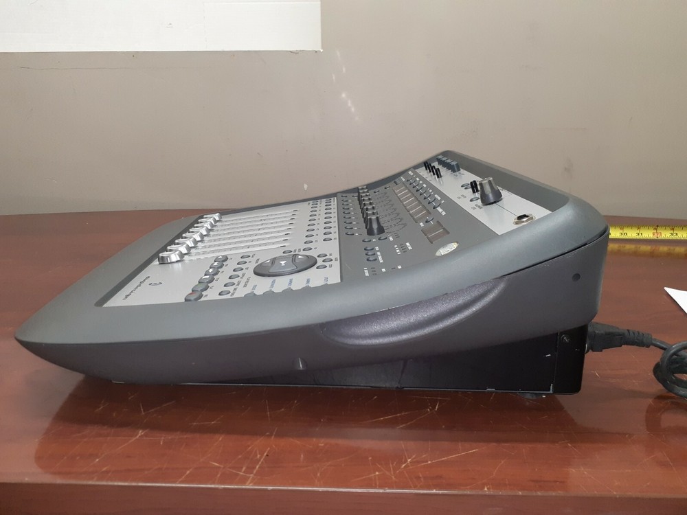 Digidesign -- Digi002 Studio Digital Mixer MX002, c-x