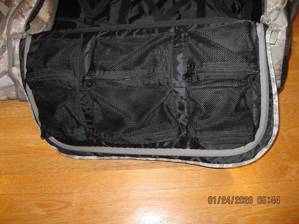 Thin Air Gear Deployment Bag Padded Expandable Rolling Duffle Backpack Style