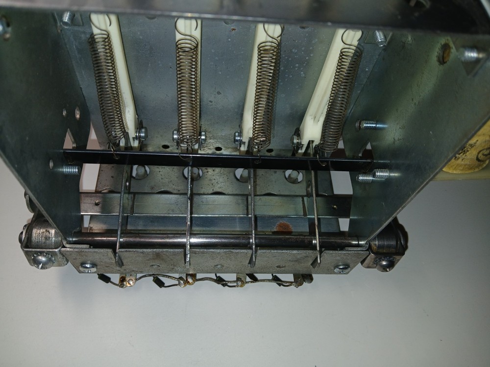 Bally Pinball 4 Drop Target Bank Assembly