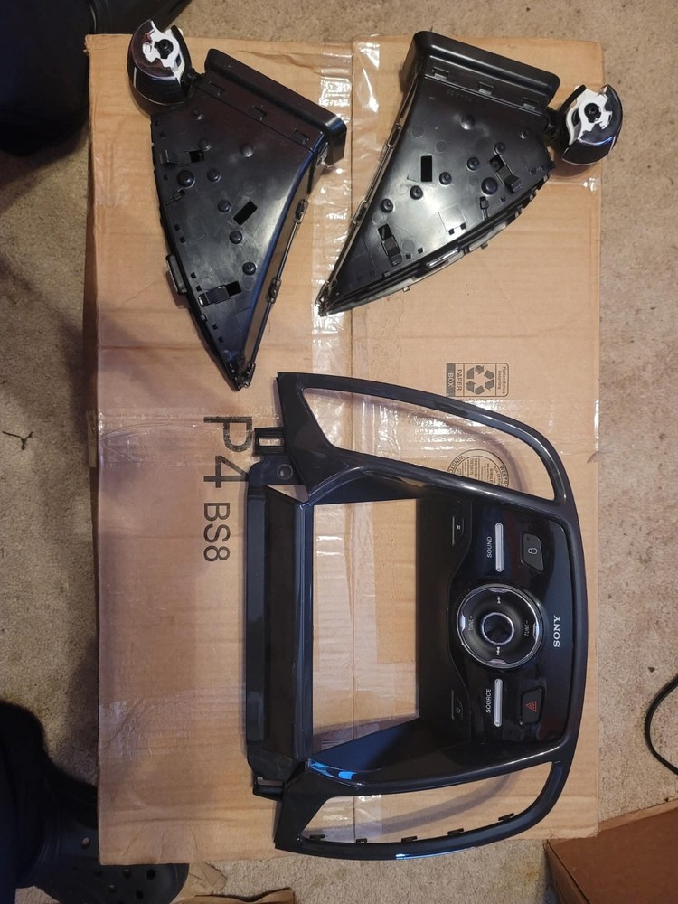 2013-2014 Ford Escape Titanium SONY 8" GPS Radio Display SYNC 2 Module Controls