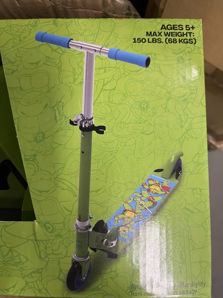 Nickelodeon Green and Blue Action Scooter
