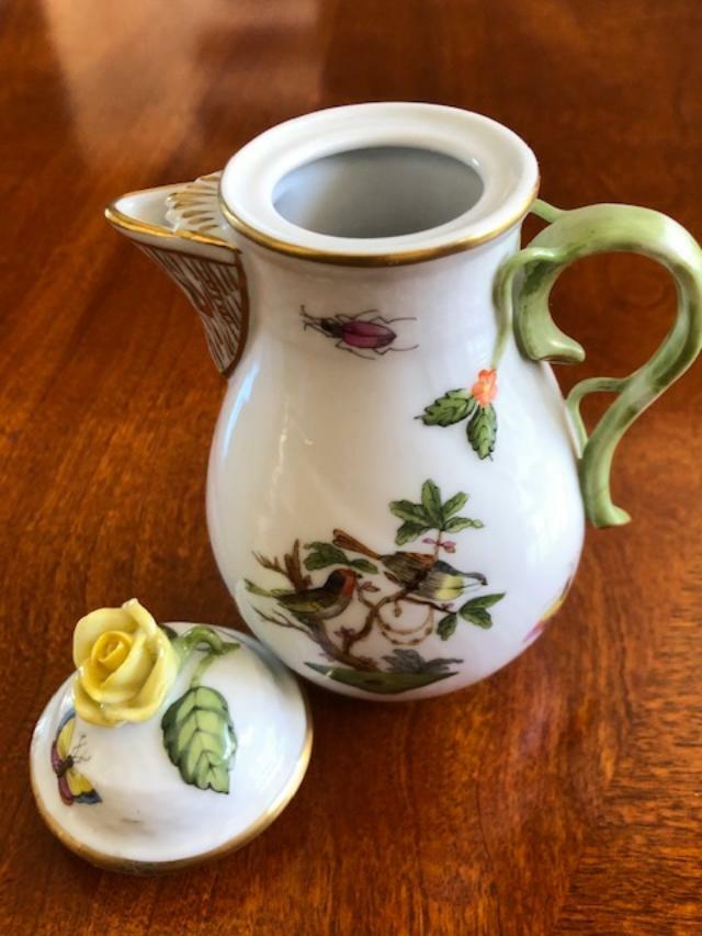 Herend 1625 Hand-painted Small coffeepot/MINT