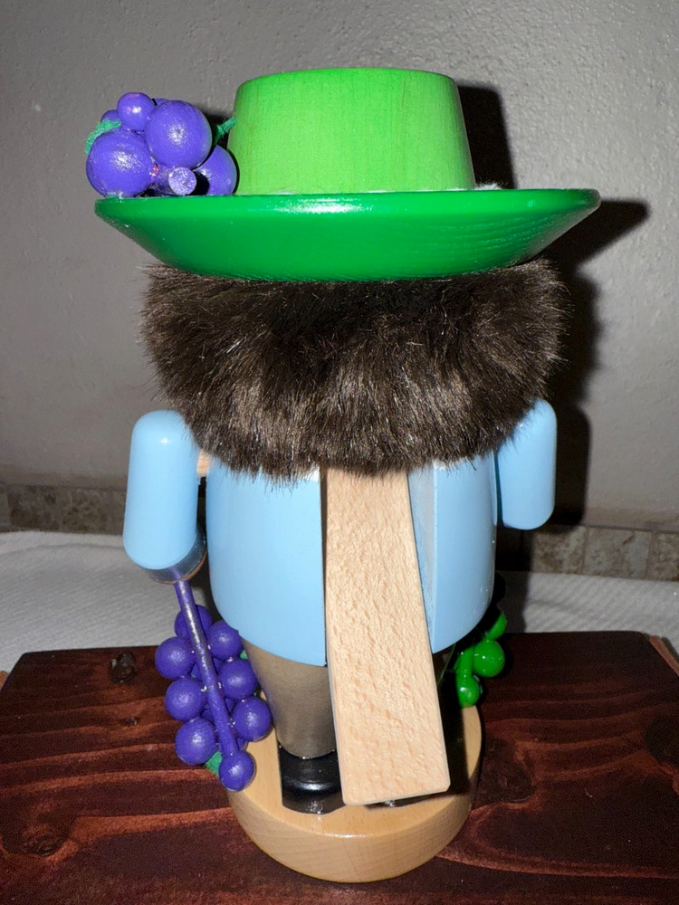 Steinbach Nutcracker Winemaker Wine Germany Christmas Decor Wood No Box 9.5"