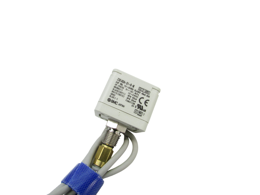 SMC ZSE40A-01-R-M Pressure Switch