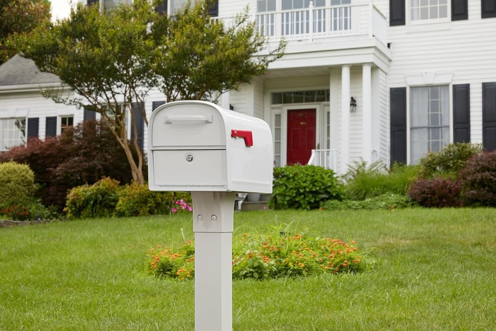 Heavy Duty Galvanized Steel Mailbox - White
