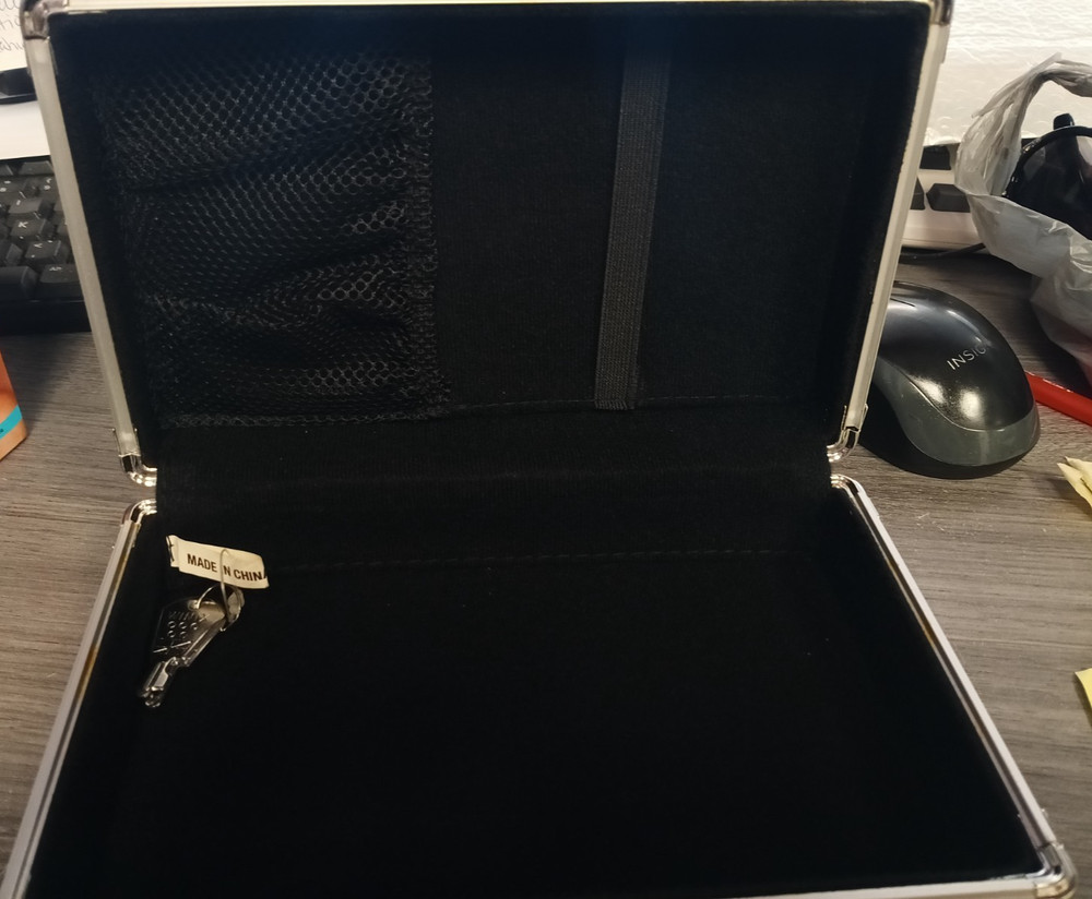 Vaultz Locking Supply Box-Blue