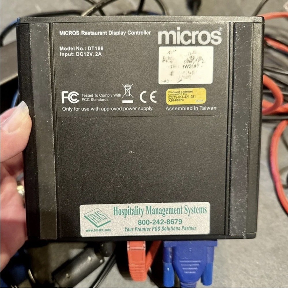 MICROS RESTAURANT DISPLAY CONTROLLER MODEL DT166 INPUT DC12V 2A + POWER CORDS