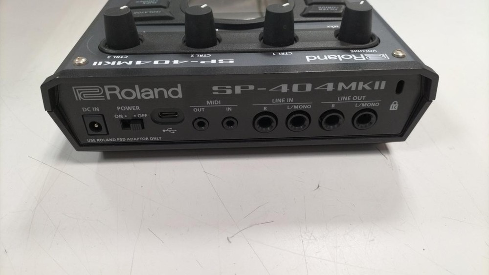 Roland SP‑404MKII Creative Sampler & Effector – Beat‑Making Sampler Workstation