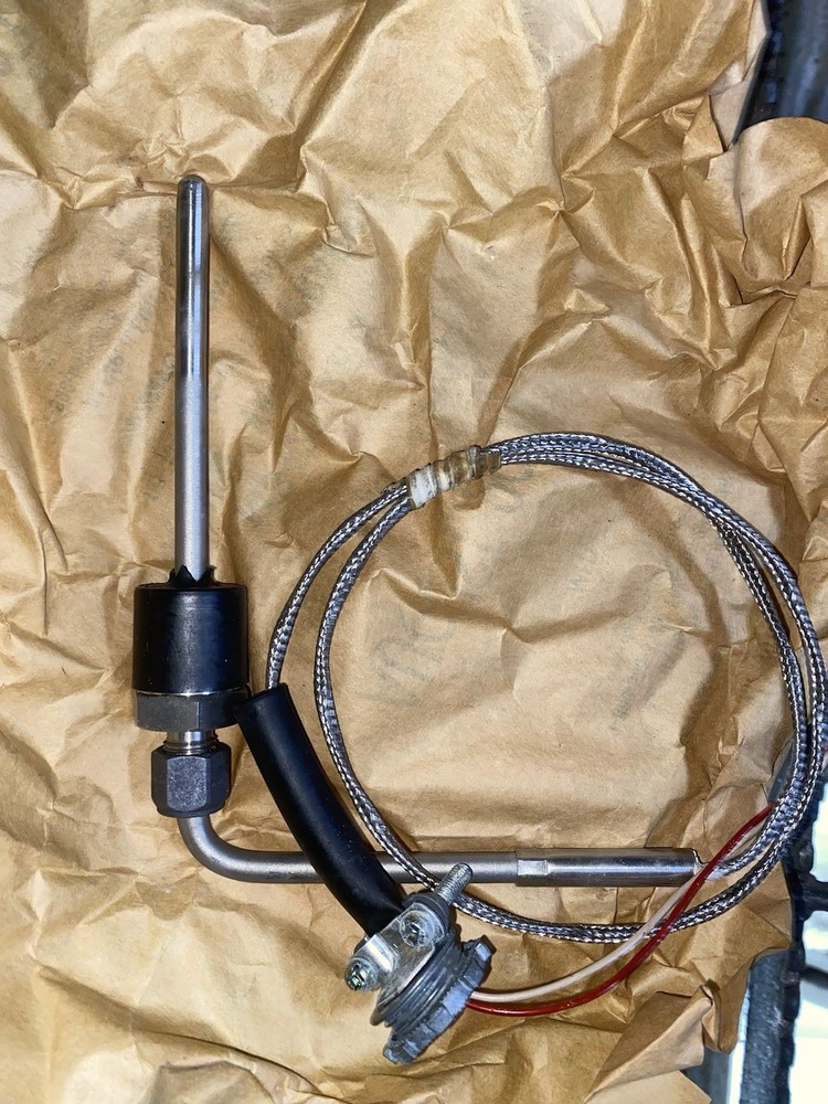 Thermocouple Exhaust Manifold 1-9575235