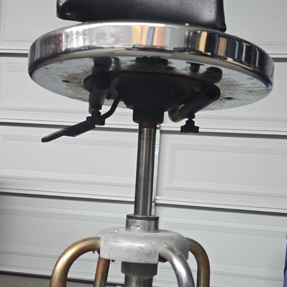 Craftsman Work Stool
