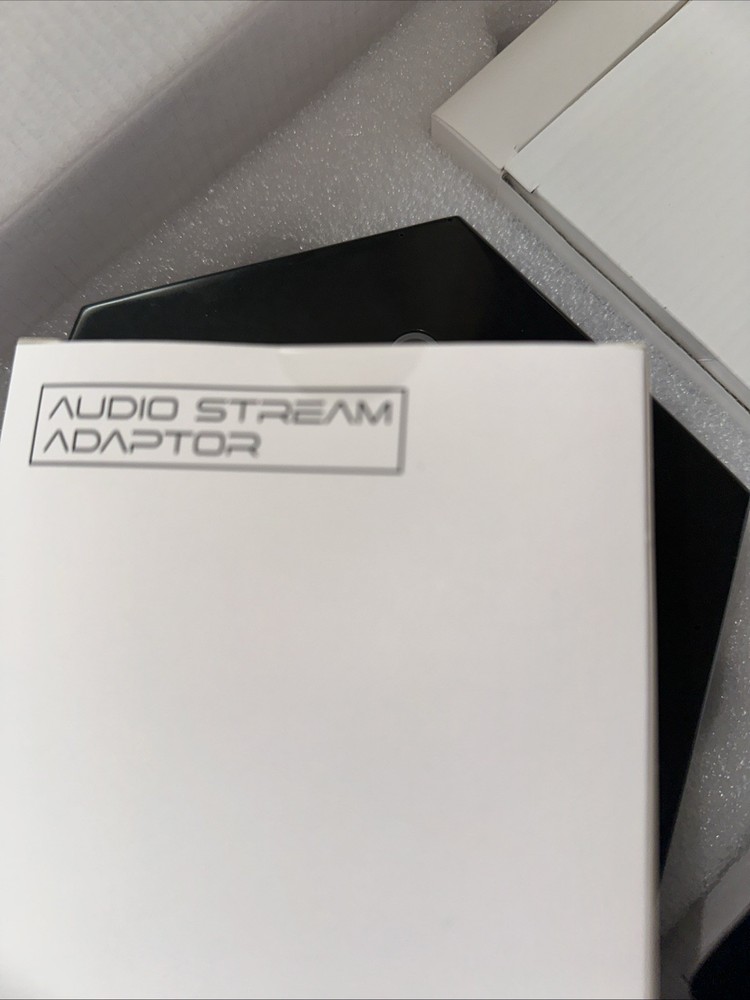 GameScent Console Atomizer , Adaptor With 6 Primary Scents