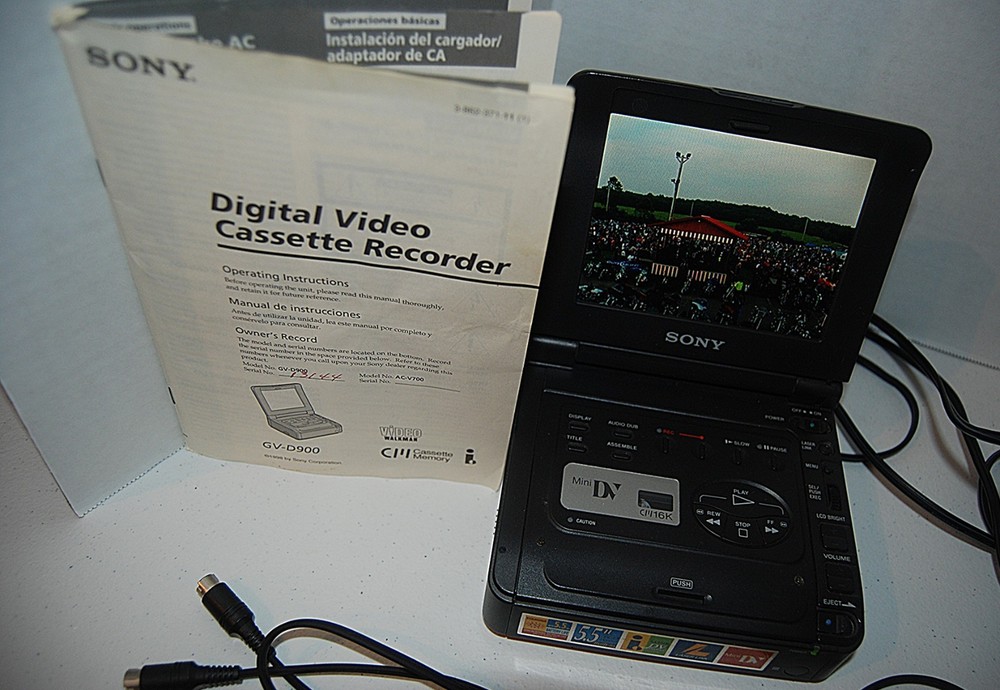 Sony Video Walkman GV-D900