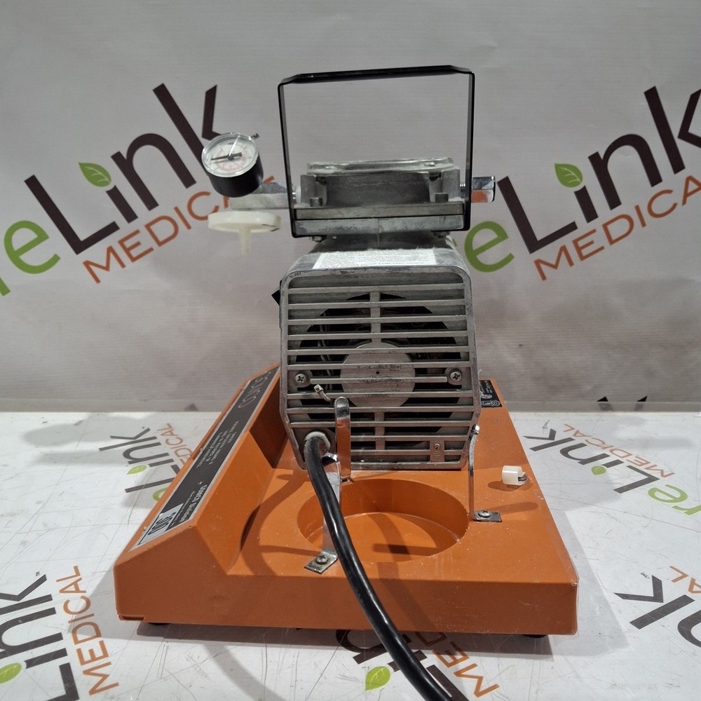 Gomco 300 Tabletop Aspirator