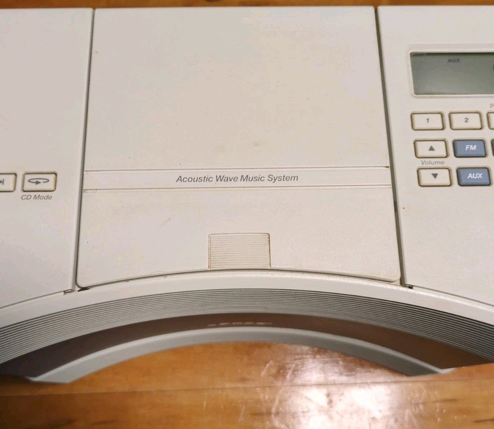 Bose Acoustic Wave Music System CD-3000 White