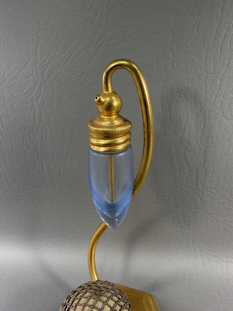 VINTAGE DEVILBISSS PERFUME ATOMIZER BOTTLE !!