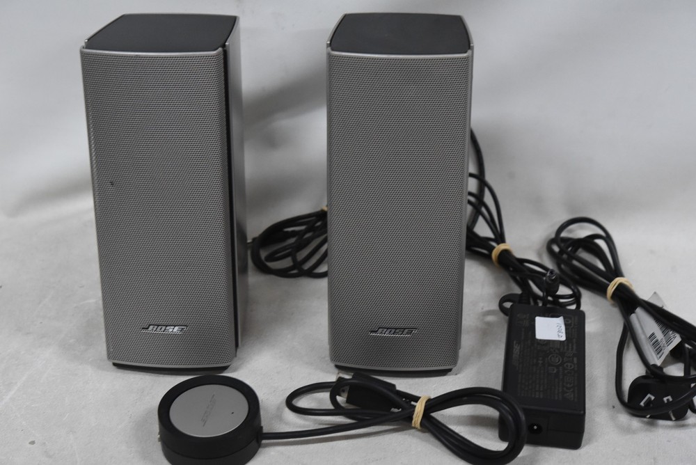 Bose Companion 20 Multimedia Speaker System with Volume Controller - Silver