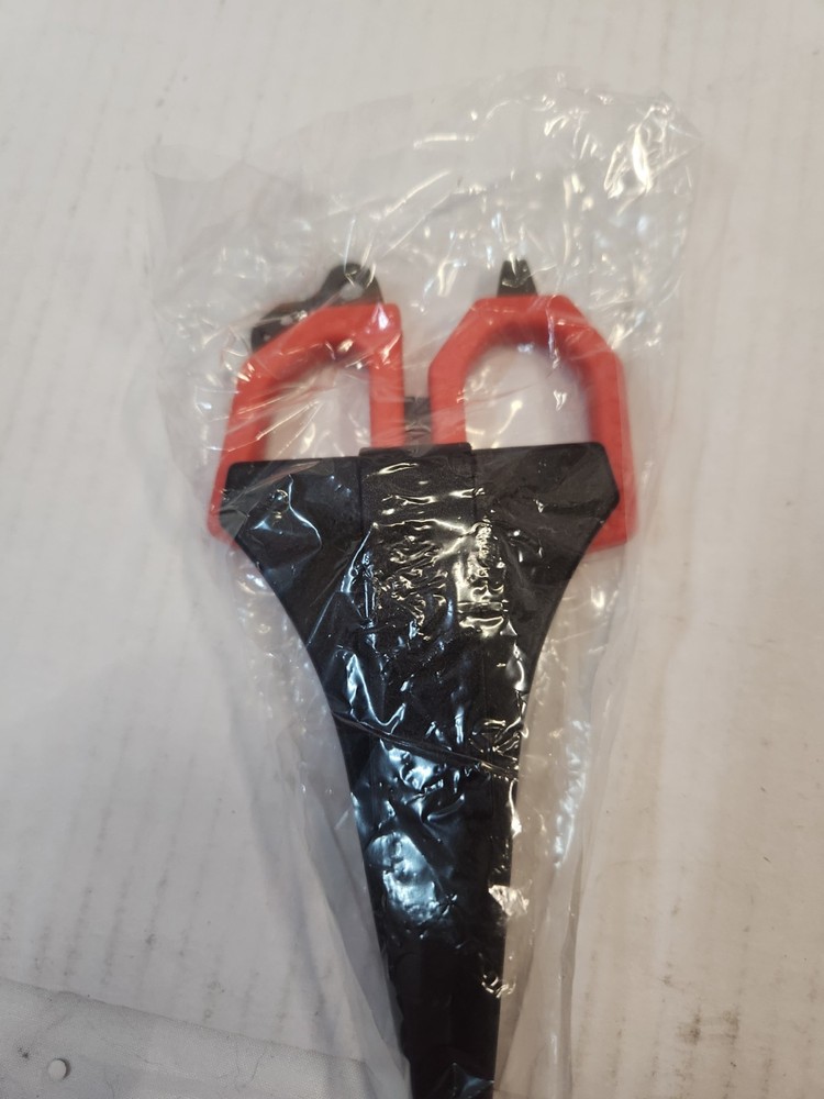 Angler Scissors