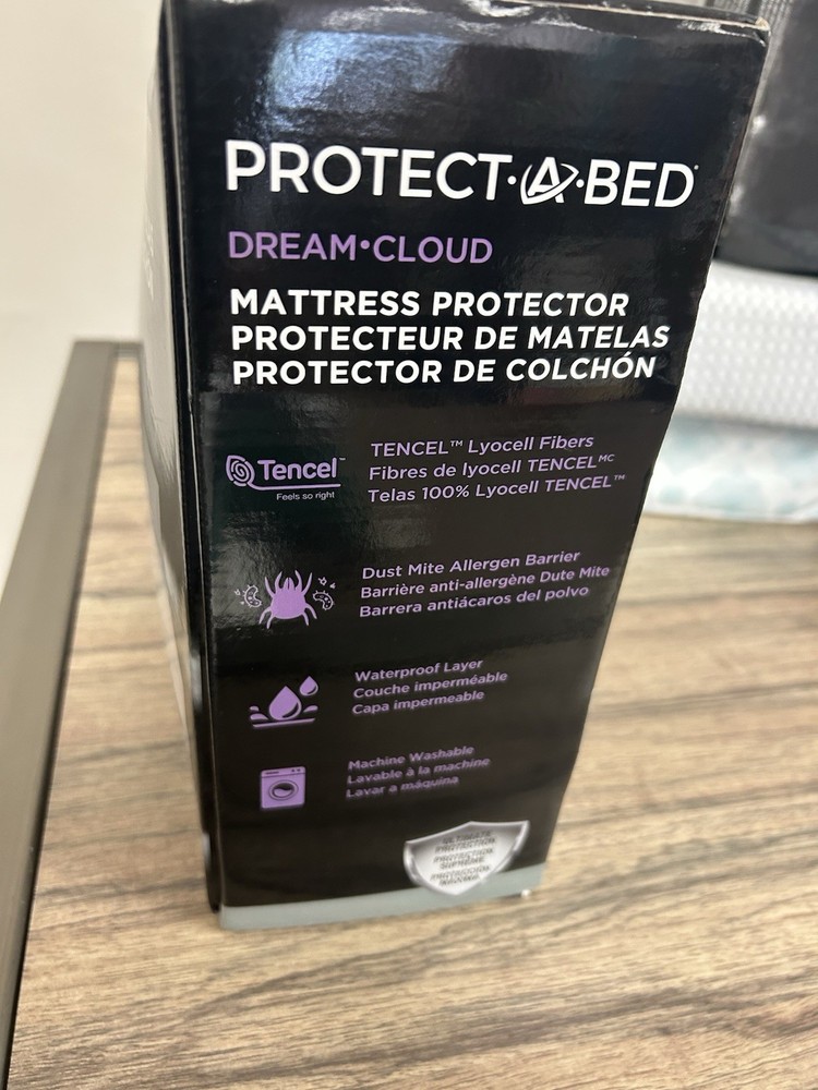 Protect-A-Bed Dream Cloud King Mattress Protector Lyocell Waterproof
