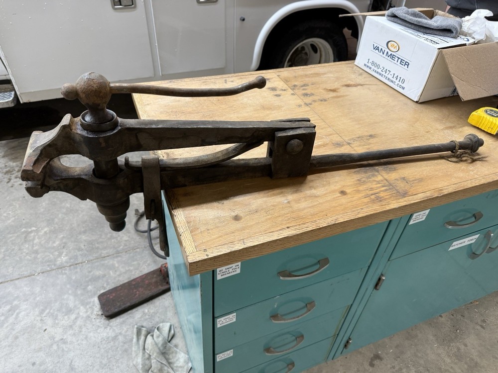 Blacksmiths Vice Indian Chief