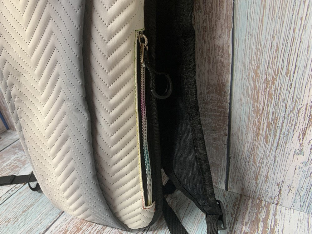 Hydration Backpack with 2L Water Bladder, Lightweight Insulation Water Backpack