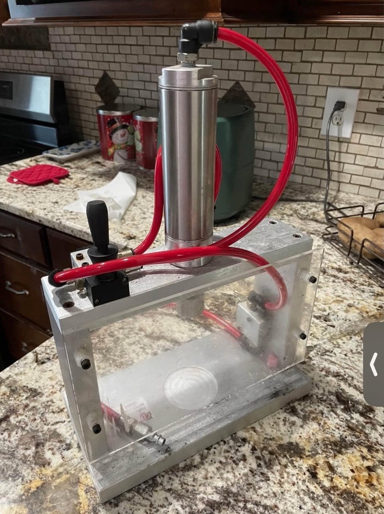 The Bathbomb machine