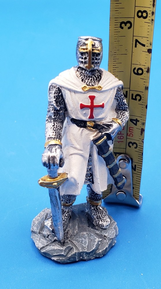 Knight Templar Crusader Figure 3" EUC