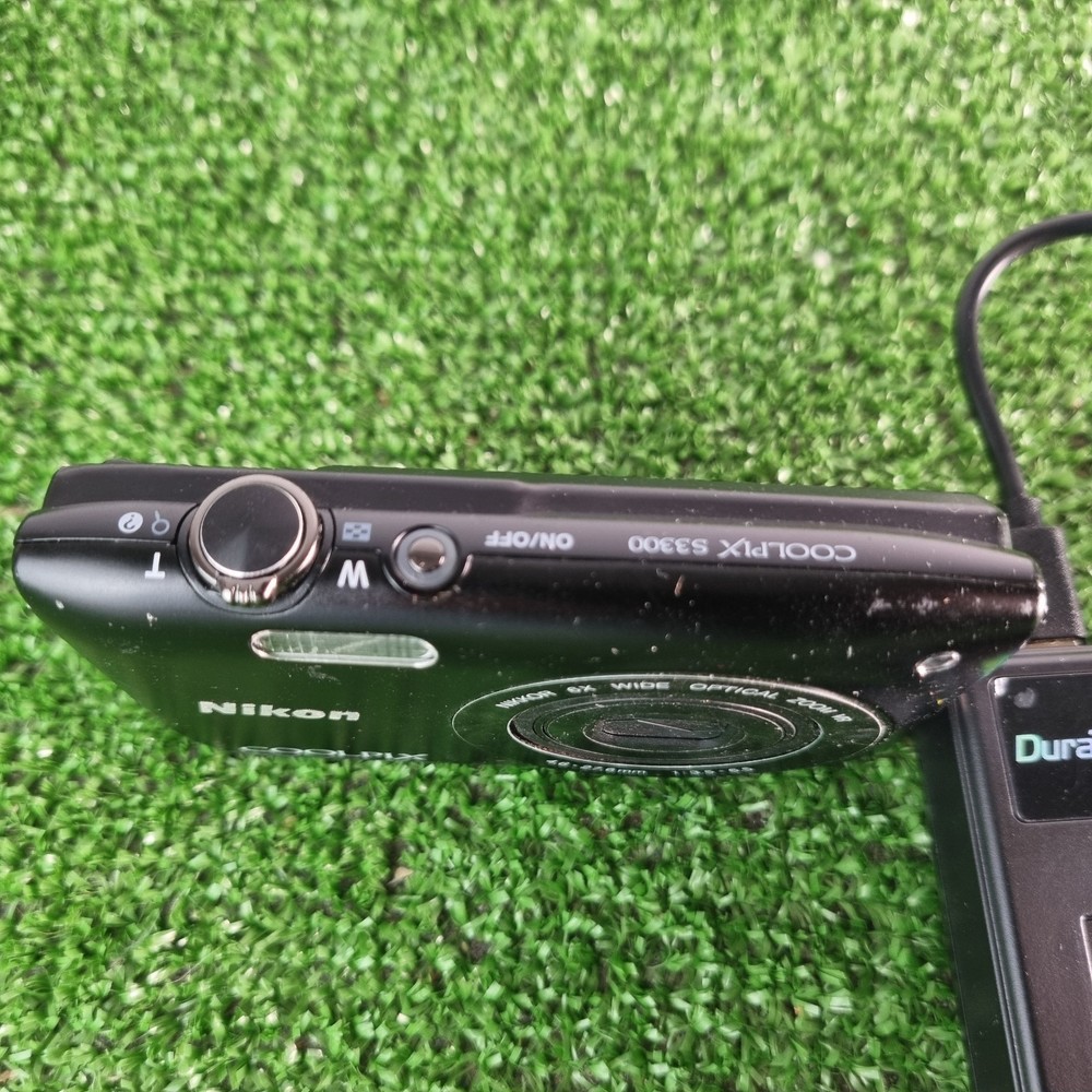 Nikon Coolpix S3300 - 16MP Camera BLACK