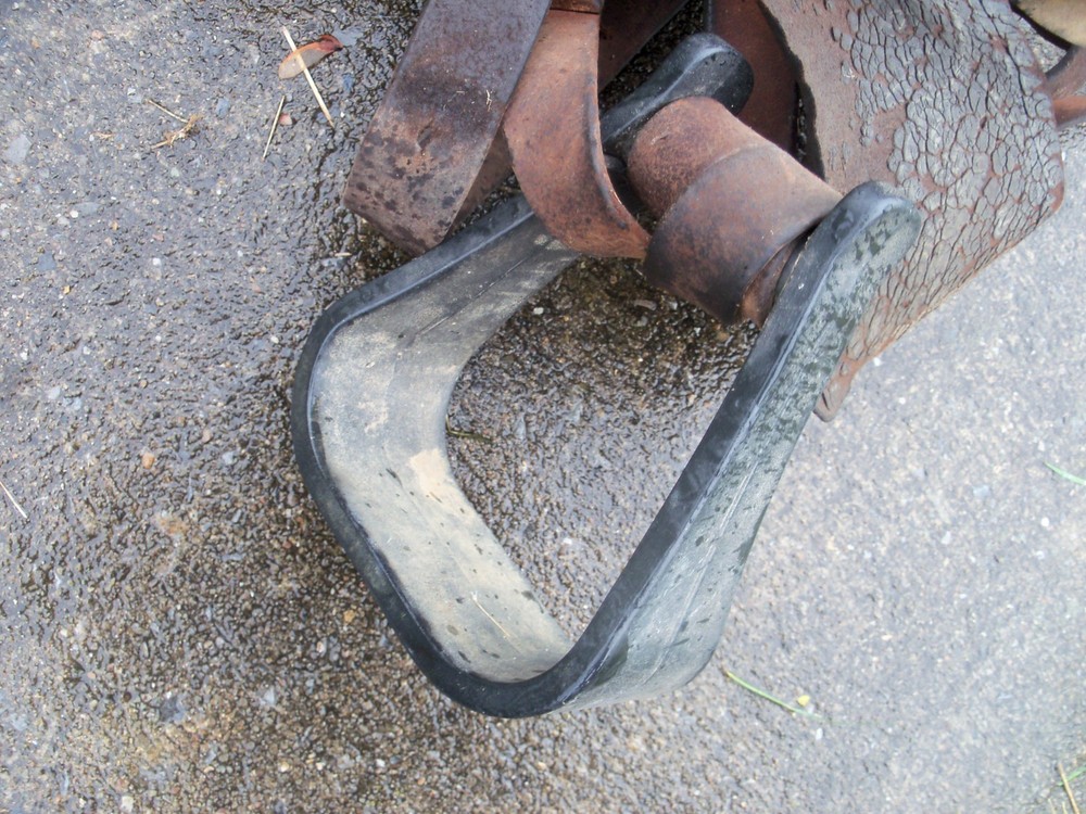 Vintage Older Riding Saddle, Measures 13"