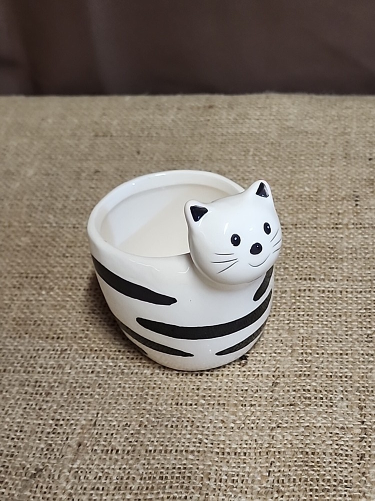 City Pets Cat Small Planter