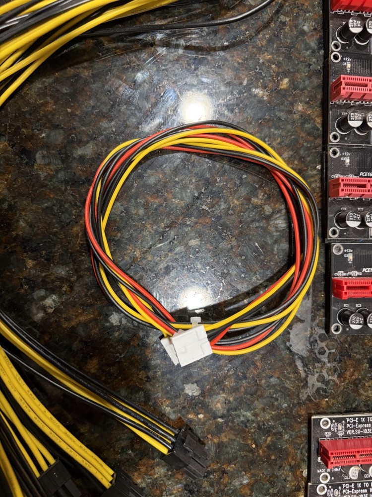 Lot Cryptocurrency GPU Risers + Adapters