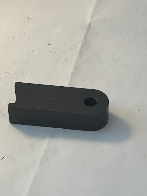 553140 Holder