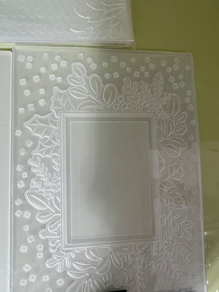 STAMPIN UP! GREENERY FOLDER + 2 BONUS FOLDERS.