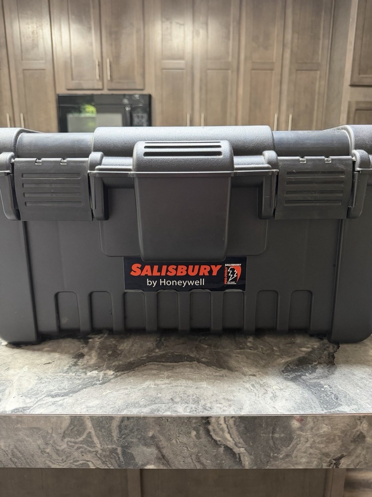 Salisbury Insulated Tools