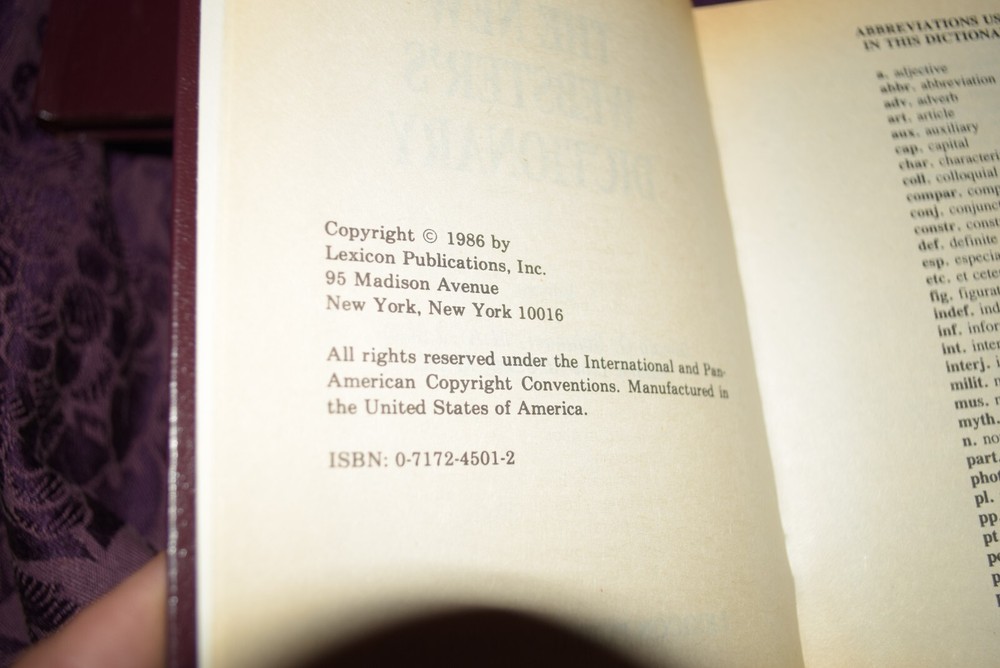 New Websters Deluxe Desk Reference Library Set 5 Vintage Books Dictionary NICE!