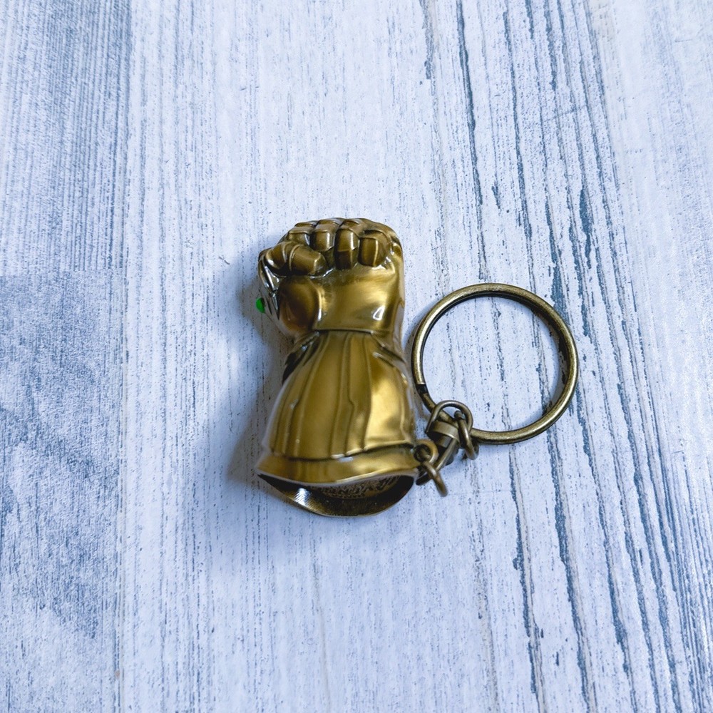 Marvel Comics Avengers Infinity Gauntlet Gold Colored Pewter Keyring Key Chain