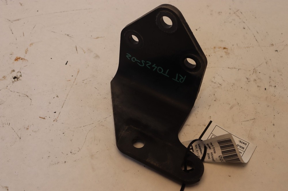 2013-2020 KENWORTH T680 PACCAR MX-13 FRONT RIGHT ENGINE FRAME MOUNT BRACKET OEM