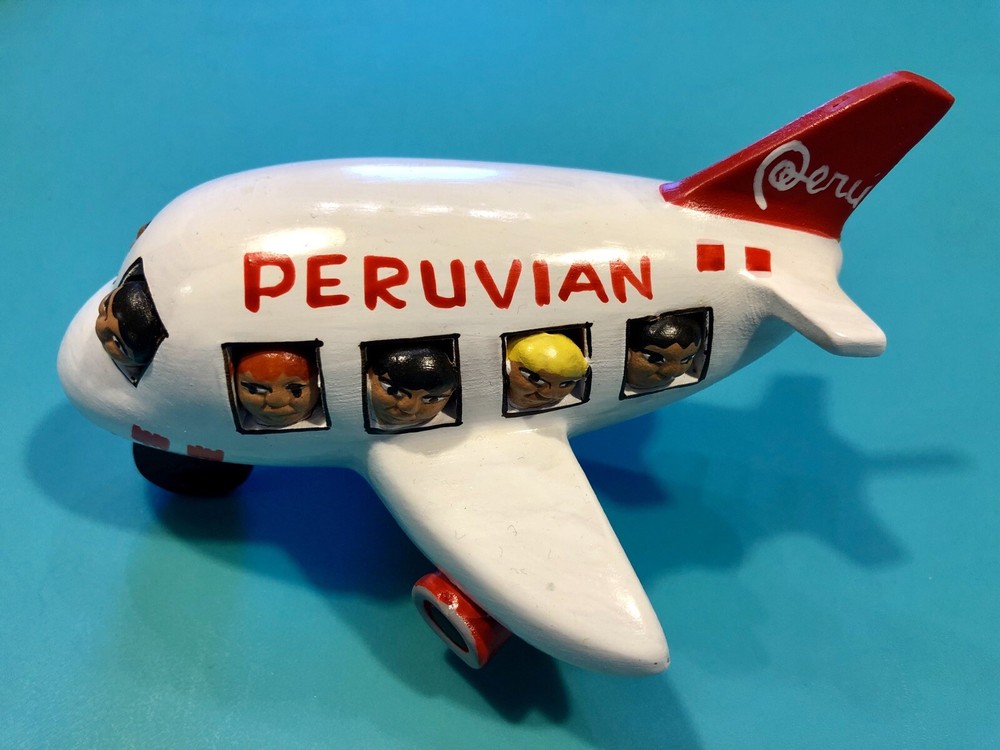 PERUVIAN AIRLINES CERAMIC PLANE— 100% PERUANO LOGO