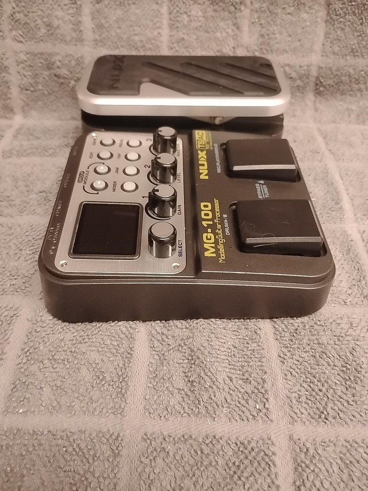 NUX MG-100 Modelling Guitar Processor Pedal