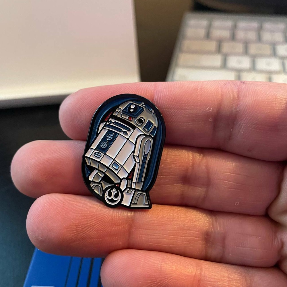 R2D2 - Star Wars Enamel Pin (New)