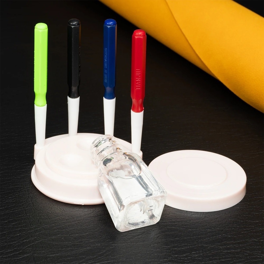 Complete Starter Watch Oiling Kit - Moebius Oils And Bergeon Oiler