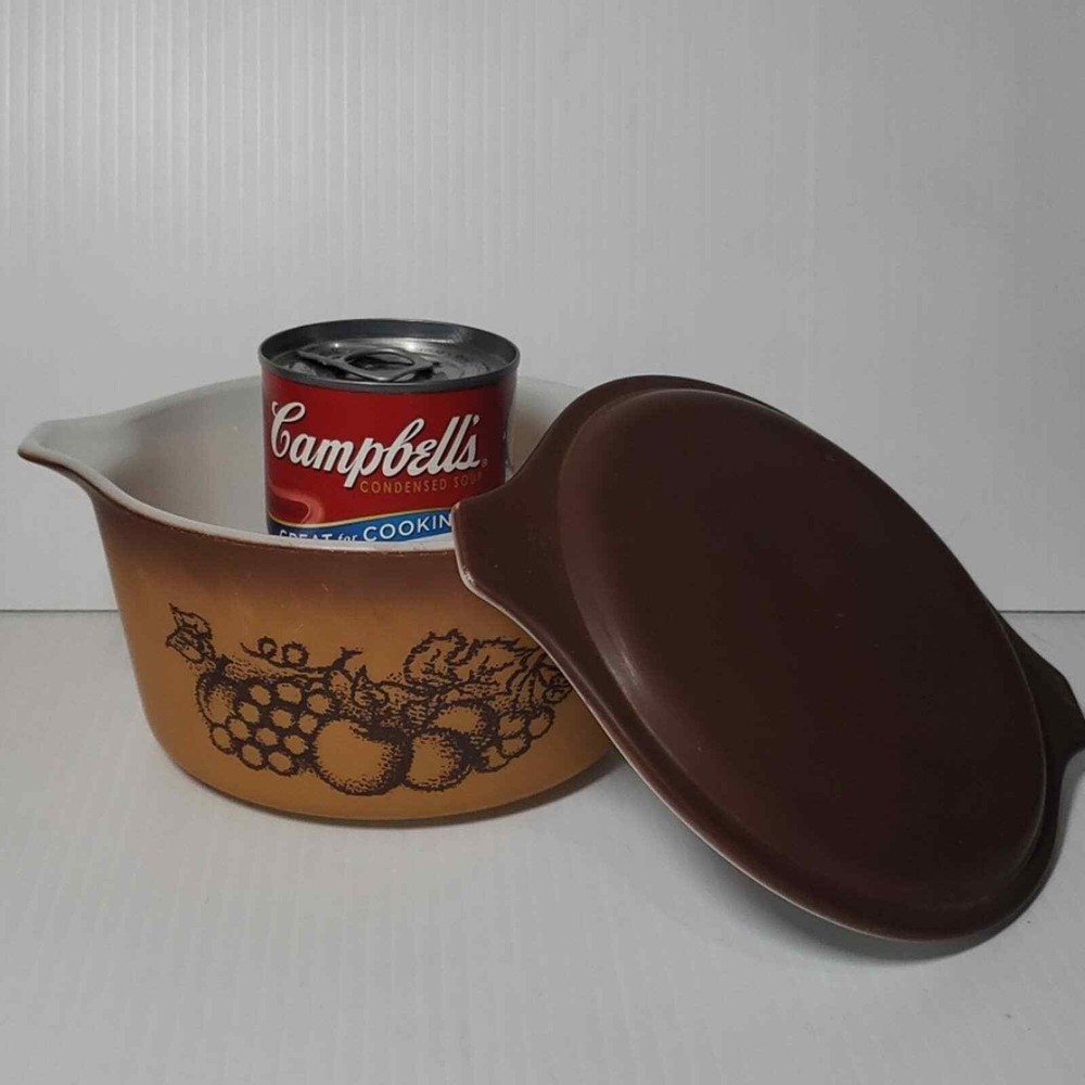 Vintage Pyrex Old Orchard 1QT Baking Dish & Lid