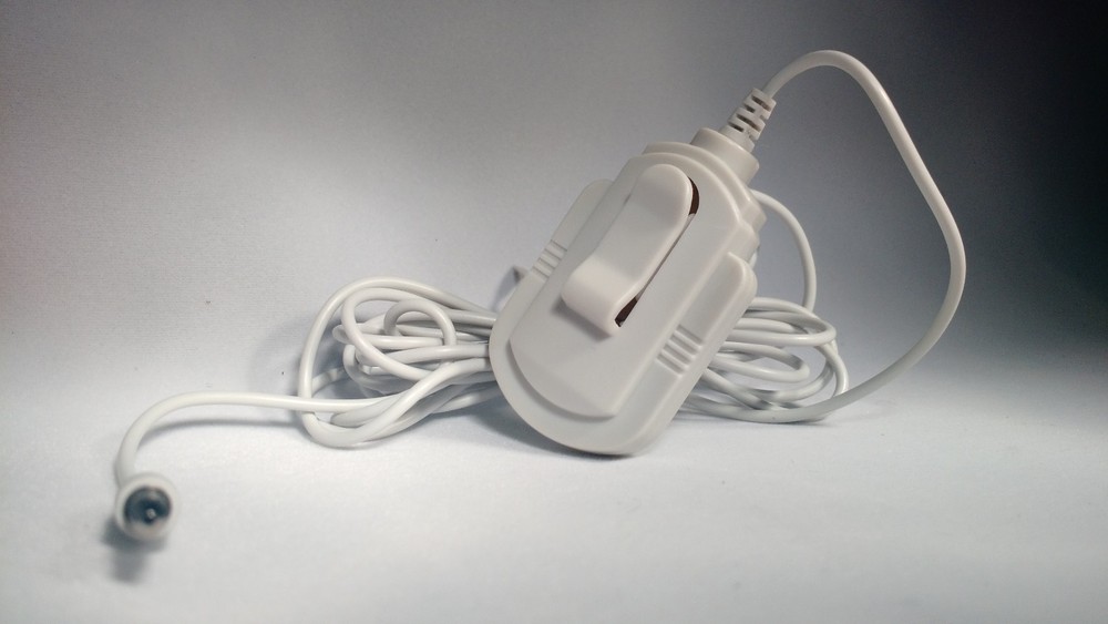 Lapel Mic. Lapel microphone with mount (WHITE) PC mic.,small lapel microphone