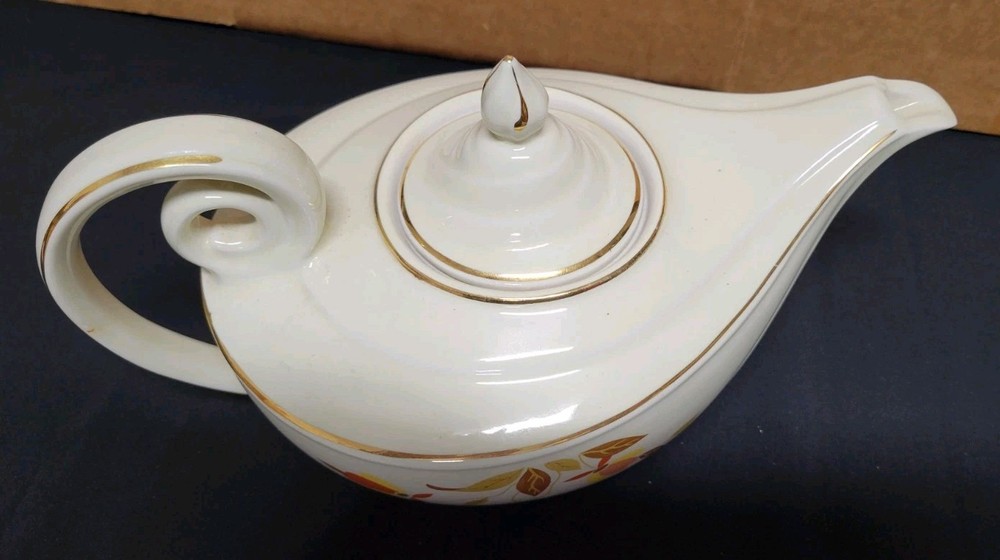 Autumn Leaf Aladdin Teapot