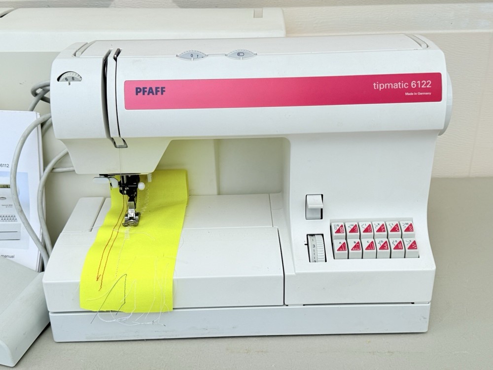 Pfaff Tipmatic 6122 Sewing Machine