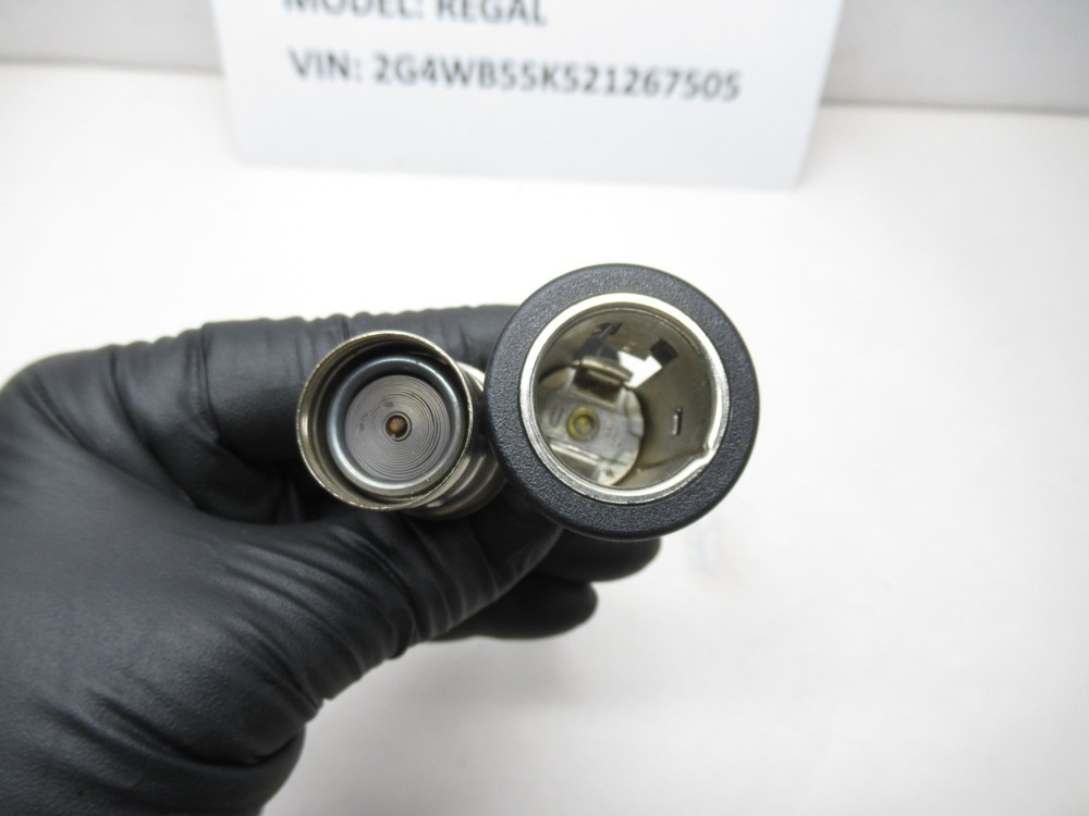 2002 Buick Regal Cigarette Lighter OEM