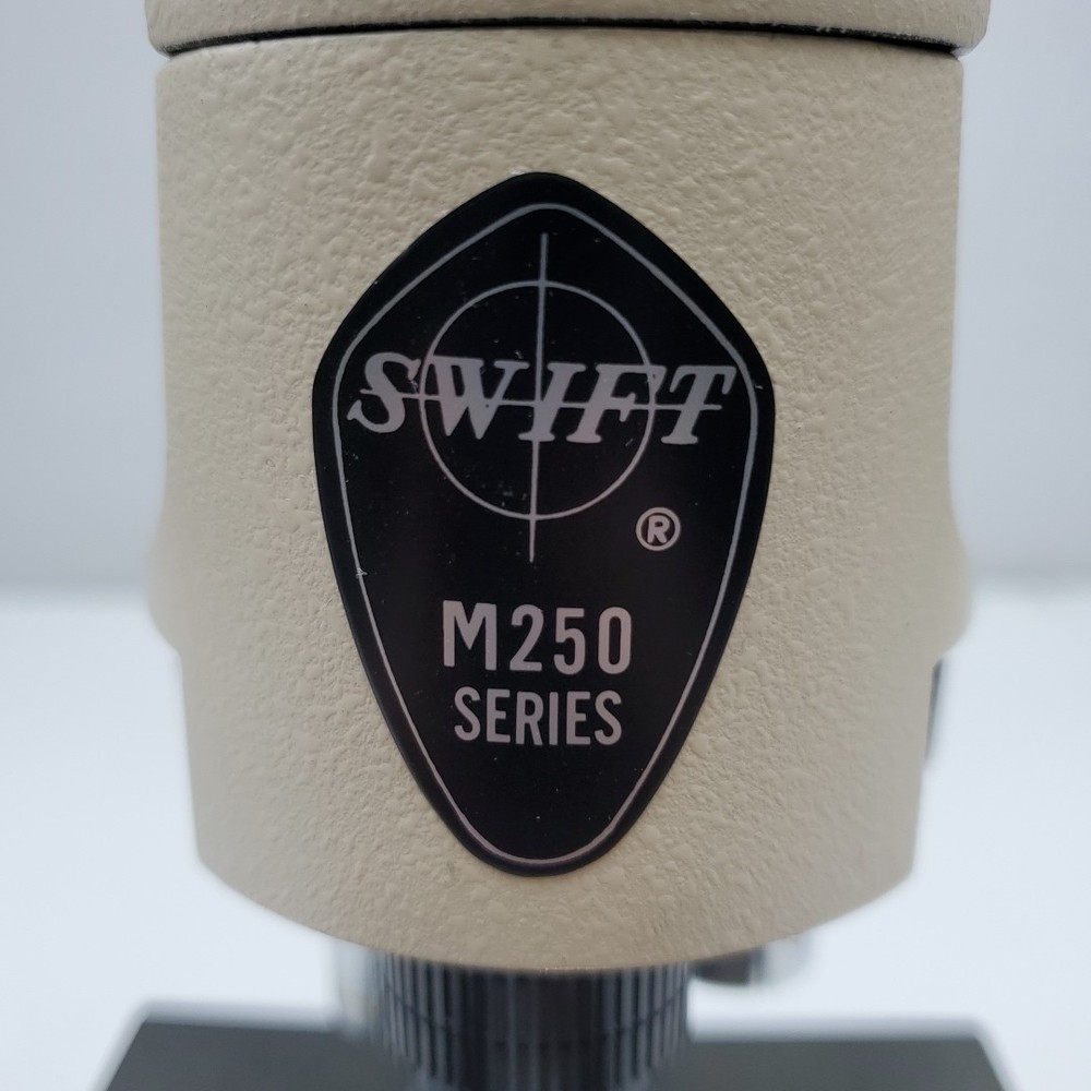 Swift M250 Series Microscope Illuminated w/Cover Tested